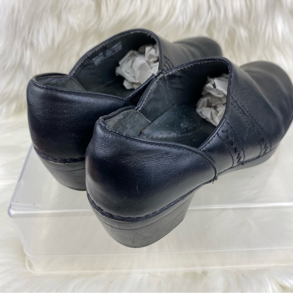 DANSKO CLOGS- MULES SHOES. Size 8 - Picture 6 of 9